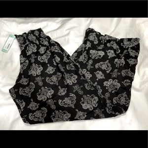 Wide leg/Elastic waist Pant